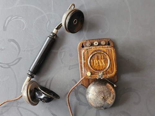 Antikes haustelefon telefon - antikes,