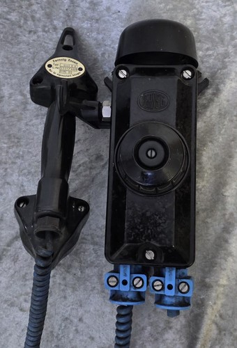 Antikes bunkertelefon - antikes,
